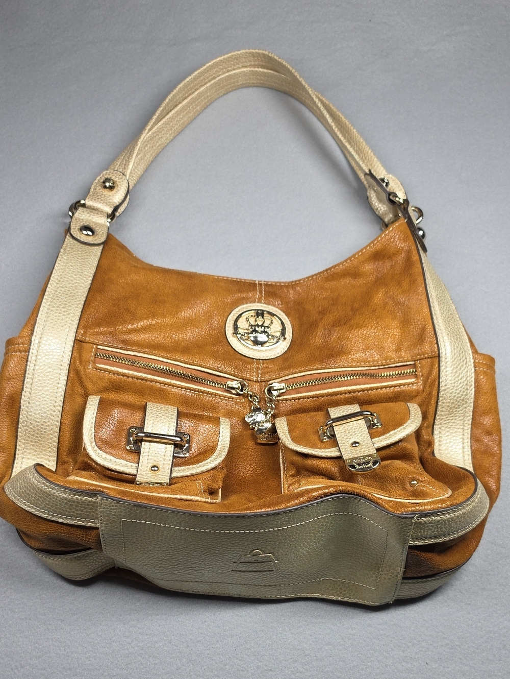 Kathy Van Zeeland Hobo Bag in Cognac and Cream